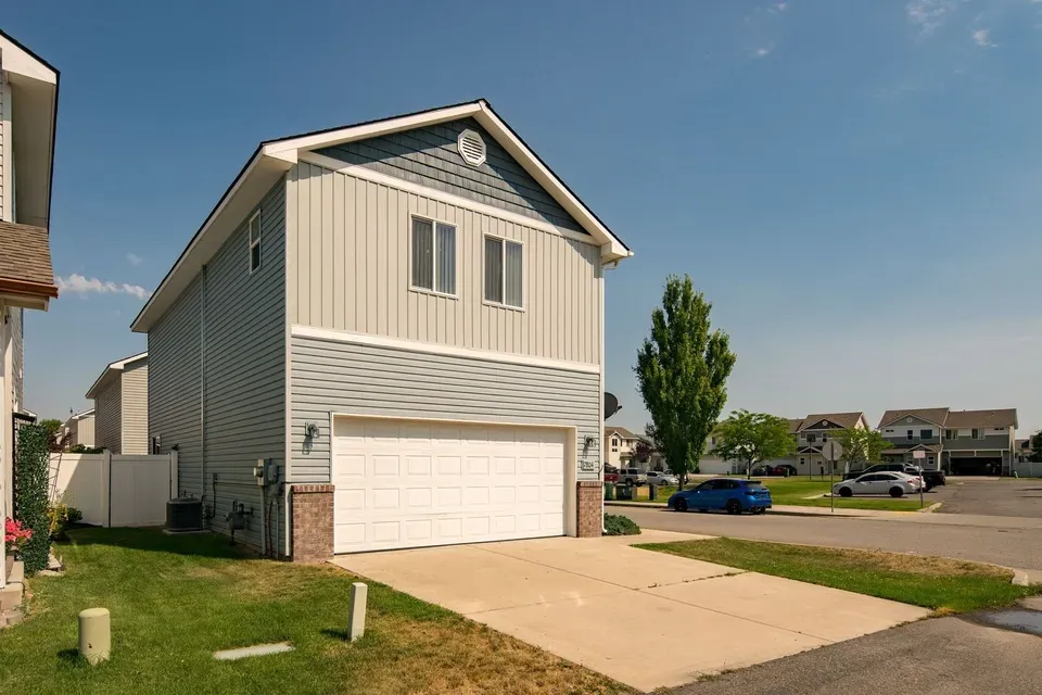 3 Bed 2 Bath Modern Contemporary Residence in Coeur d Alene, ID - 3