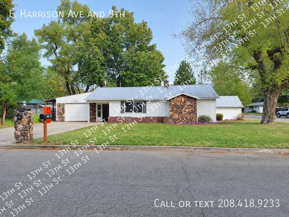 3 Bed 2 Bath Modern Contemporary Residence in Coeur d Alene, ID - 2