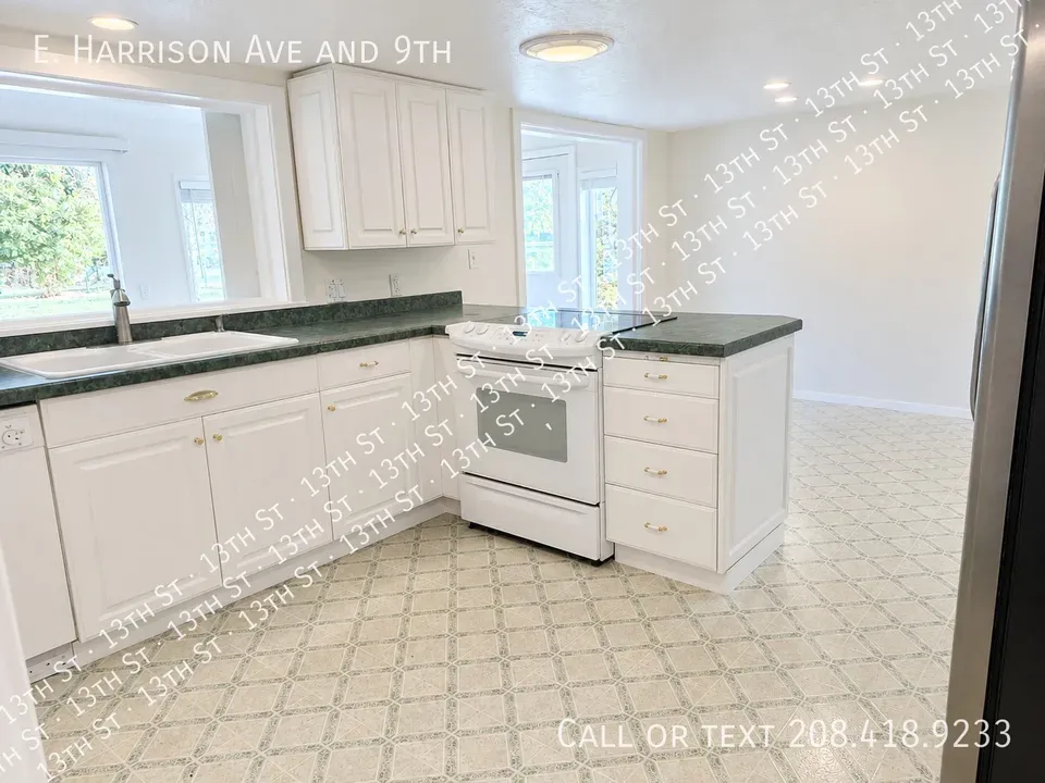 3 Bed 2 Bath Modern Contemporary Residence in Coeur d Alene, ID - 3