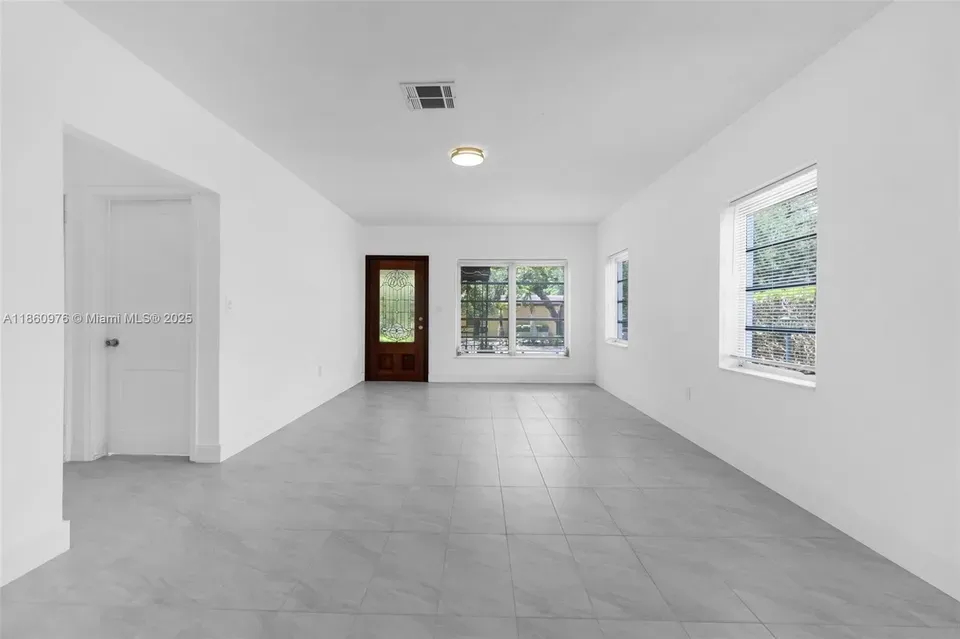 3 Bed 2 Bath Modern Contemporary Residence in Coral Gables, FL - 3