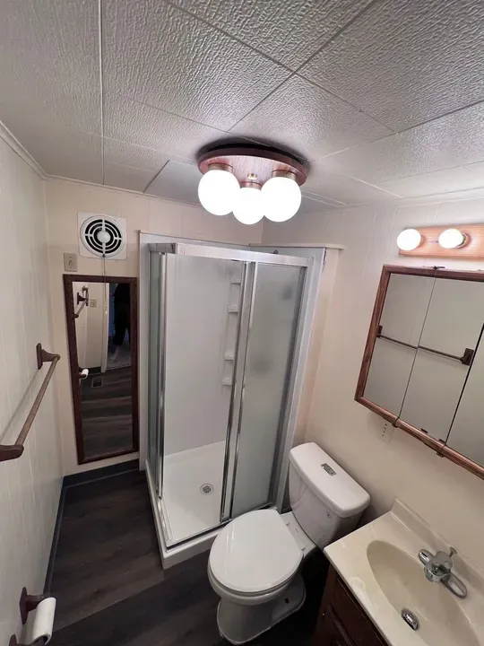 3 Bed 2 Bath Modern Contemporary Residence in Fairbanks, AK - 2