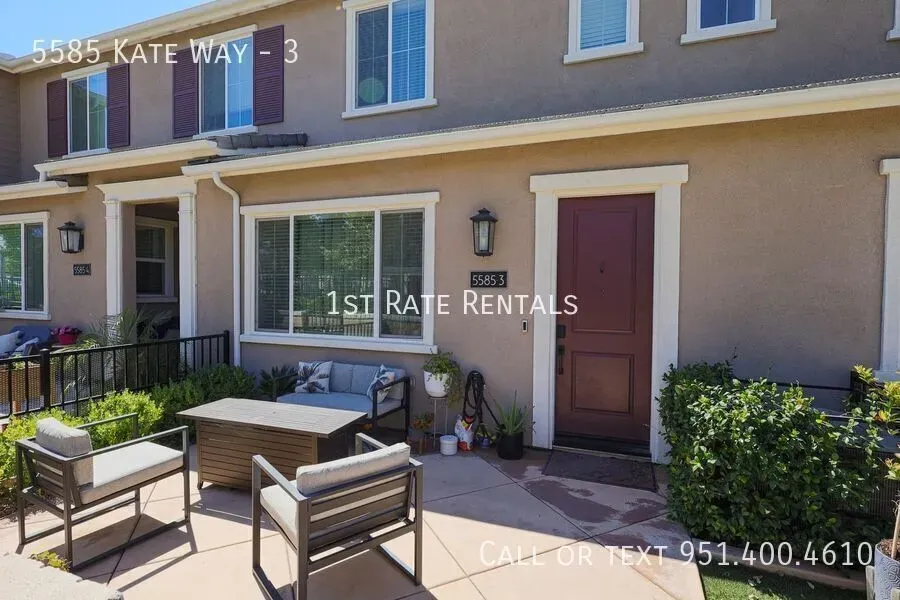 3 Bed 2 Bath Modern Contemporary Residence in Fontana, CA - 1