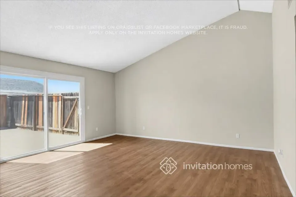 3 Bed 2 Bath Modern Contemporary Residence in Fontana, CA - 5