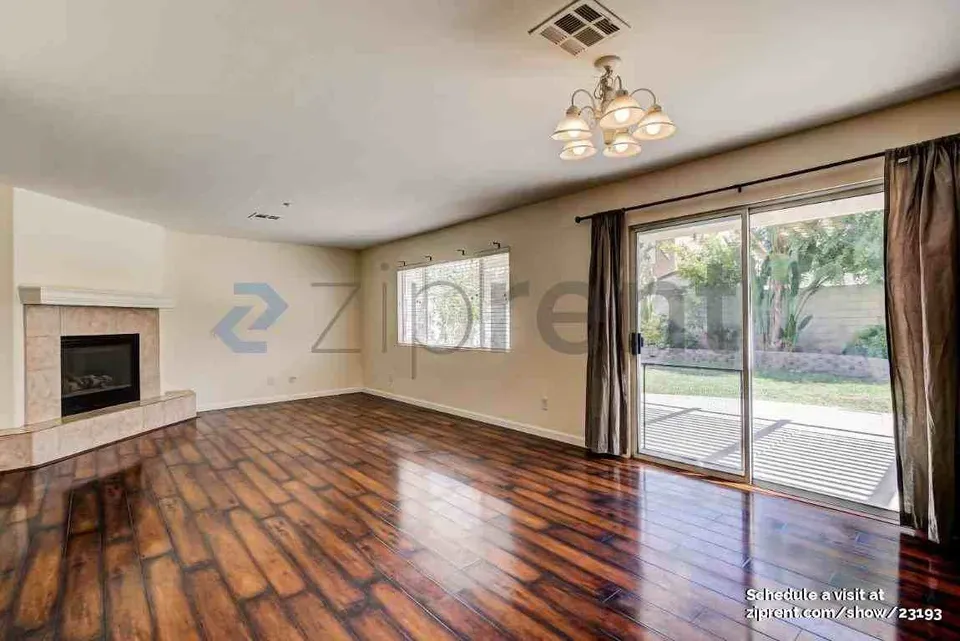 3 Bed 2 Bath Modern Contemporary Residence in Fontana, CA - 4
