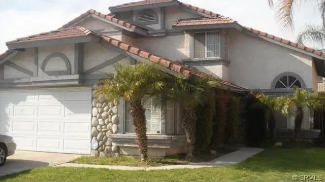 3 Bed 2 Bath Modern Contemporary Residence in Fontana, CA