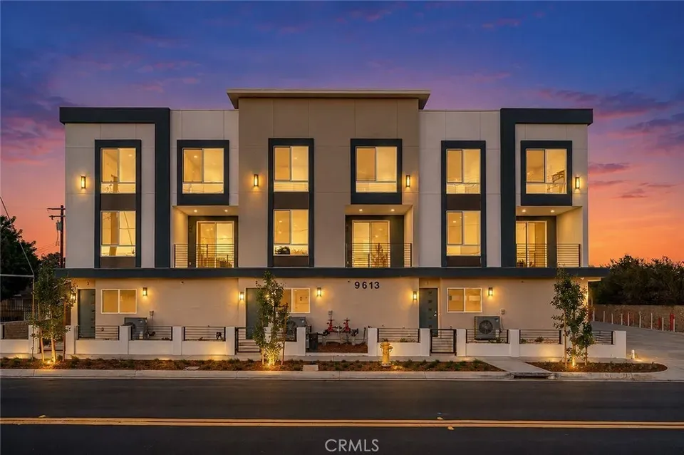 3 Bed 2 Bath Modern Contemporary Residence in Fontana, CA - 3
