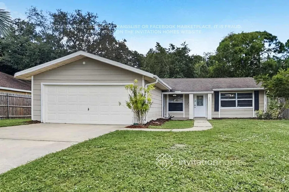 3 Bed 2 Bath Modern Contemporary Residence in Fort Myers, FL