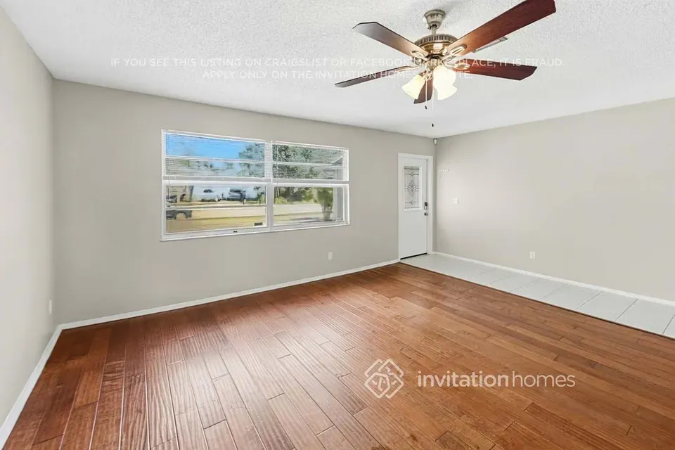 3 Bed 2 Bath Modern Contemporary Residence in Fort Myers, FL - 4