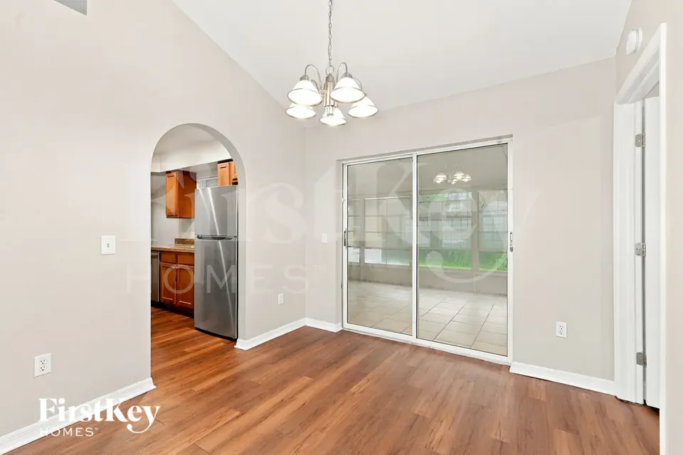3 Bed 2 Bath Modern Contemporary Residence in Fort Myers, FL - 5