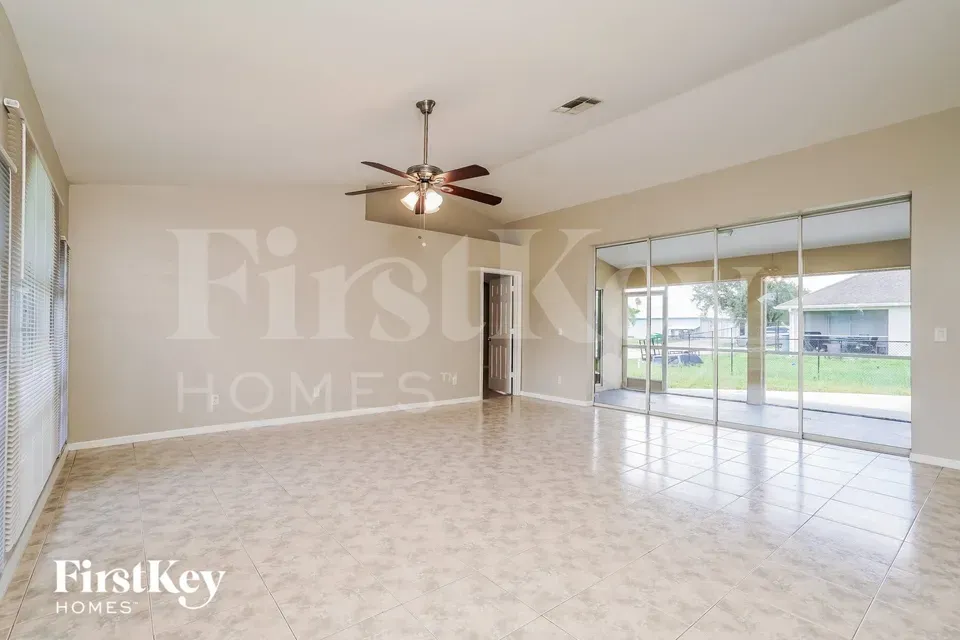 3 Bed 2 Bath Modern Contemporary Residence in Fort Myers, FL - 3