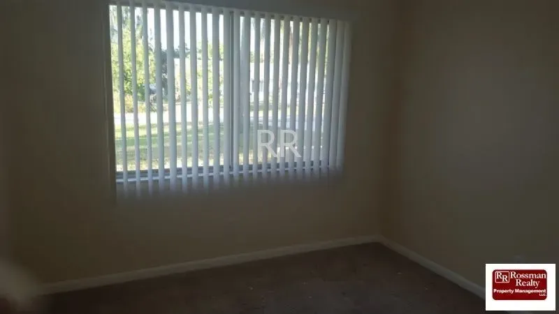 3 Bed 2 Bath Modern Contemporary Residence in Fort Myers, FL - 5