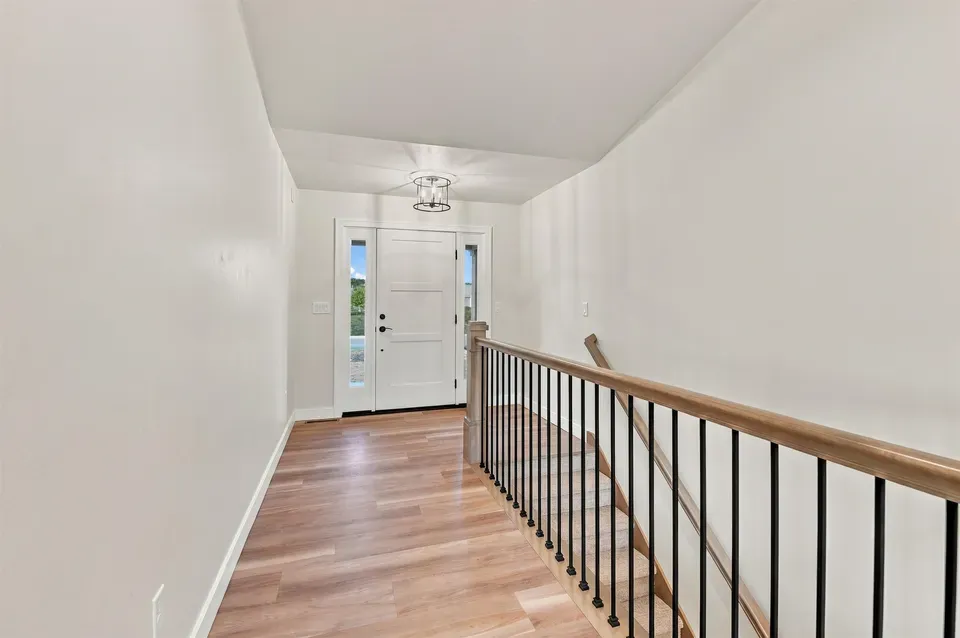 3 Bed 2 Bath Modern Contemporary Residence in Green Bay, WI - 4