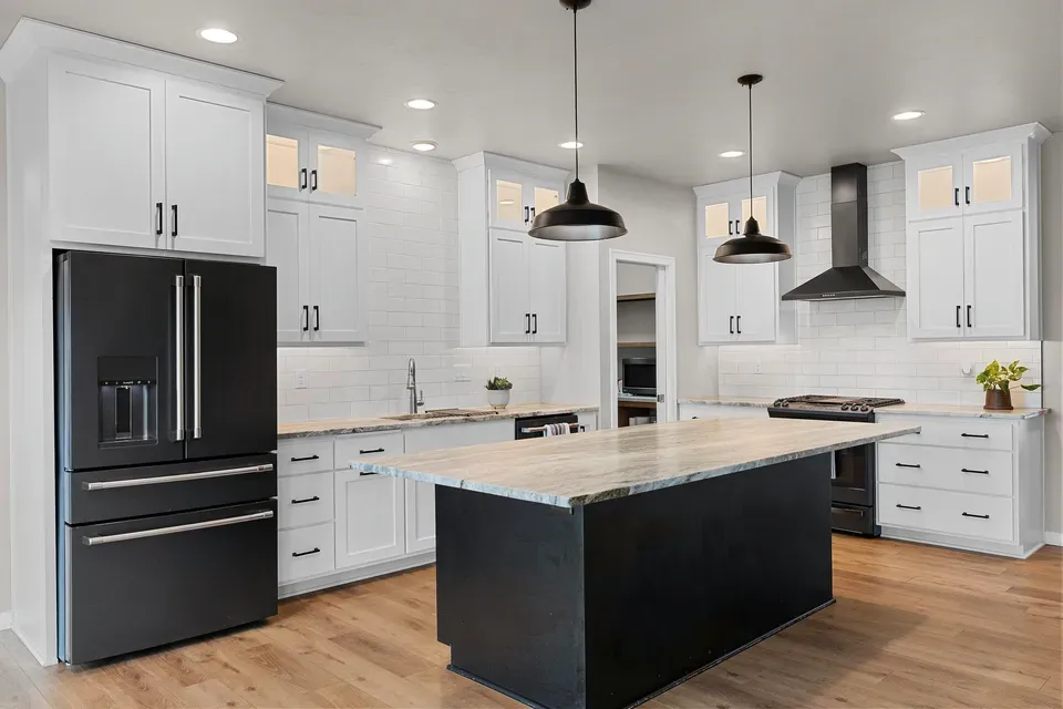 3 Bed 2 Bath Modern Contemporary Residence in Green Bay, WI - 3