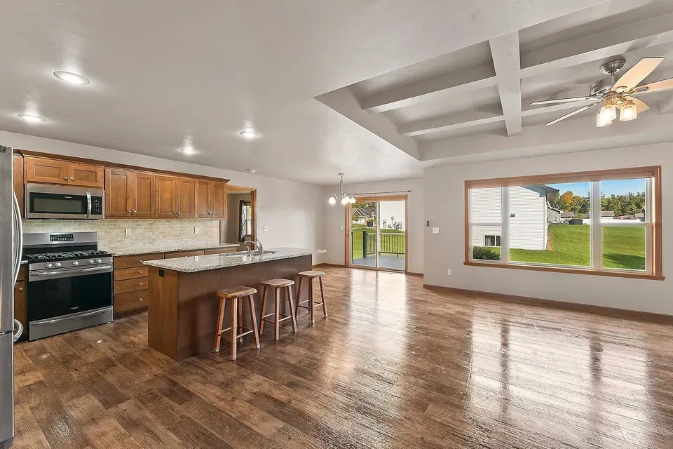 3 Bed 2 Bath Modern Contemporary Residence in Green Bay, WI - 3