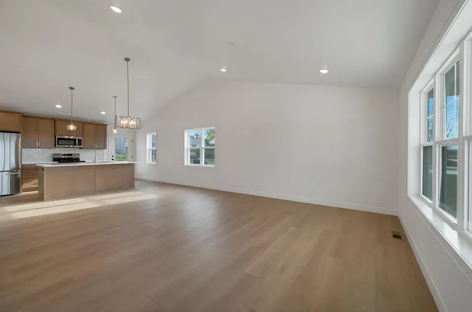 3 Bed 2 Bath Modern Contemporary Residence in Green Bay, WI - 3