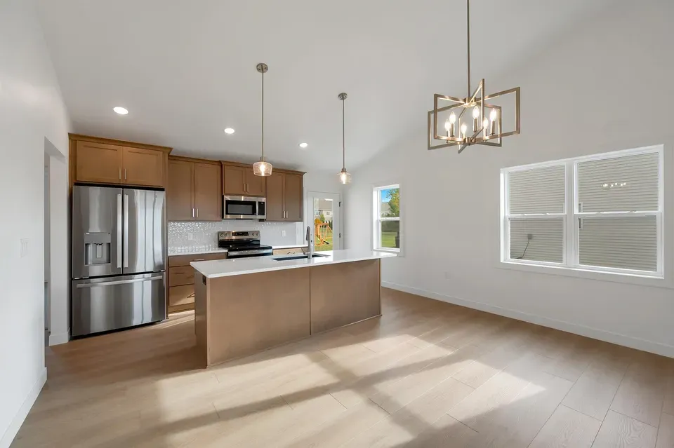 3 Bed 2 Bath Modern Contemporary Residence in Green Bay, WI - 5