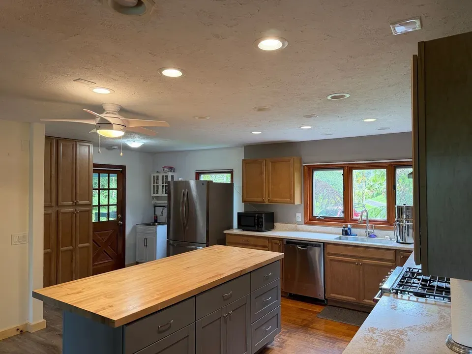 3 Bed 2 Bath Modern Contemporary Residence in Hilo, HI - 5