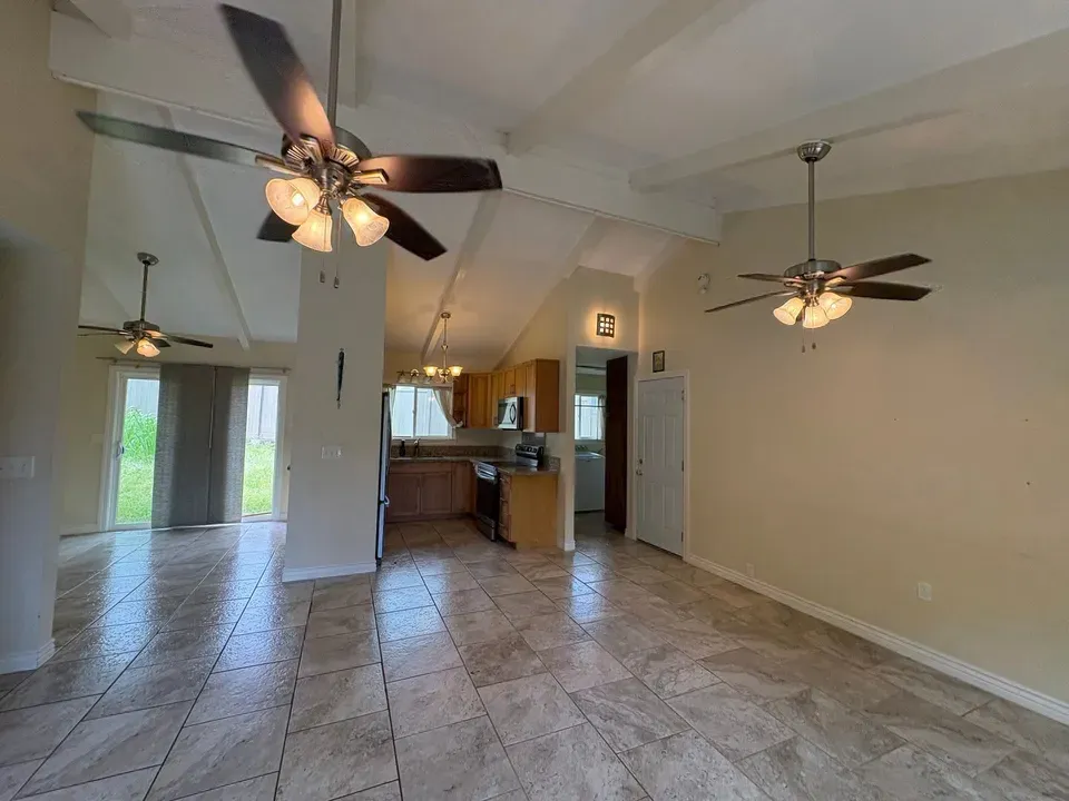 3 Bed 2 Bath Modern Contemporary Residence in Hilo, HI - 3