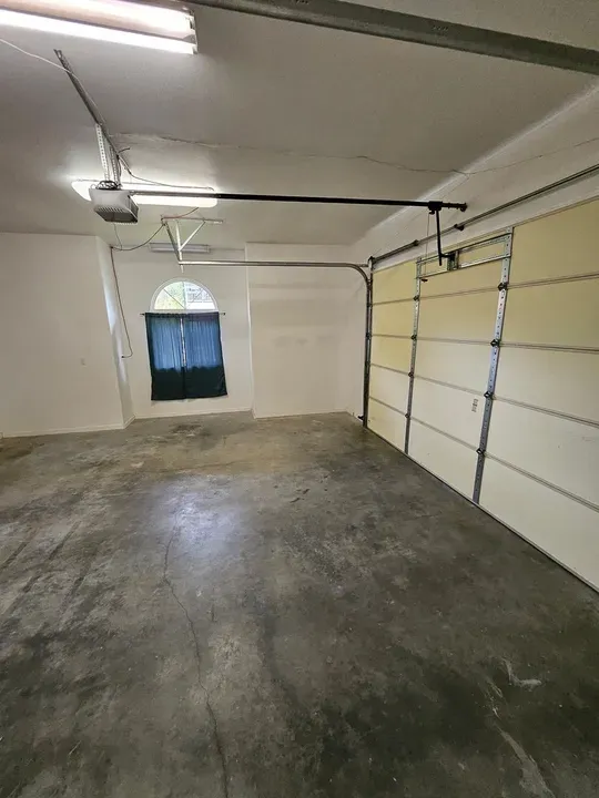 3 Bed 2 Bath Modern Contemporary Residence in Hilo, HI - 3