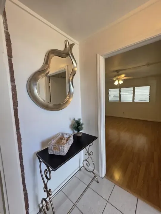 3 Bed 2 Bath Modern Contemporary Residence in Honolulu, HI - 1