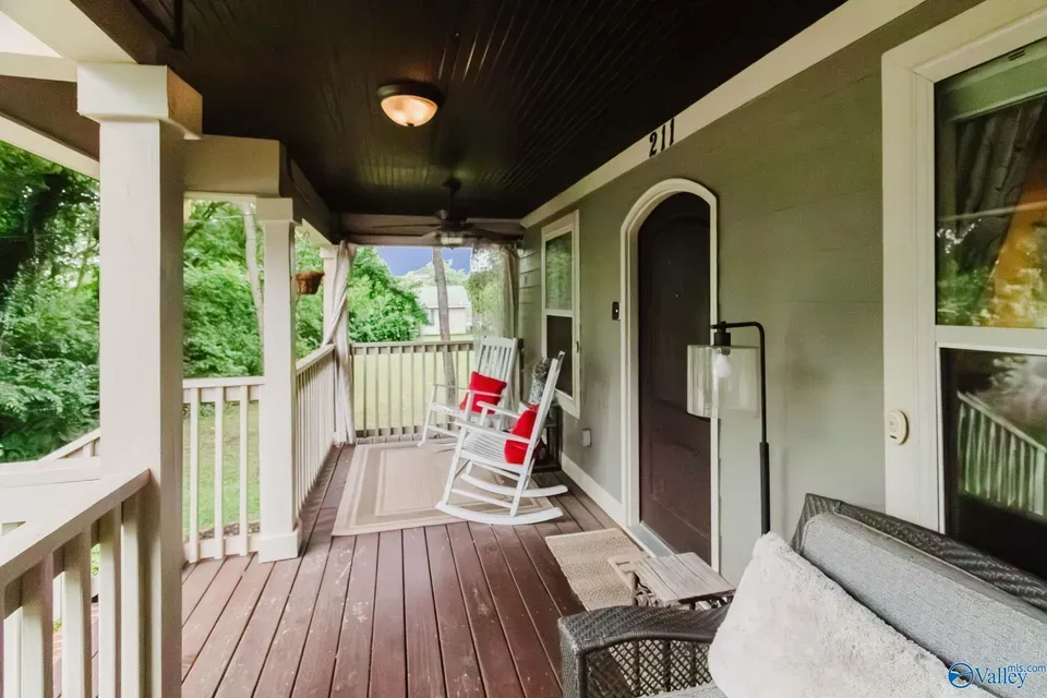 3 Bed 2 Bath Modern Contemporary Residence in Huntsville, AL - 5