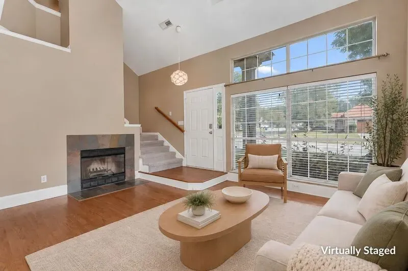 3 Bed 2 Bath Modern Contemporary Residence in Huntsville, AL - 4