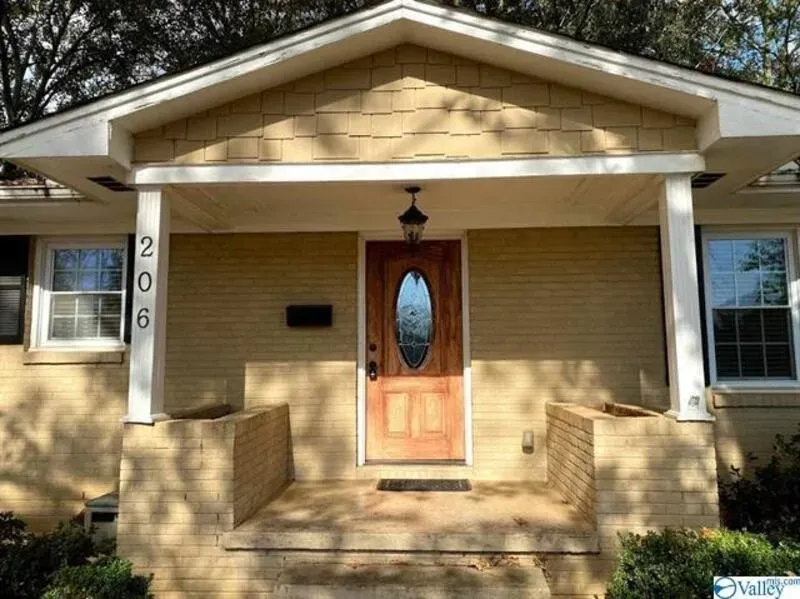 3 Bed 2 Bath Modern Contemporary Residence in Huntsville, AL - 3