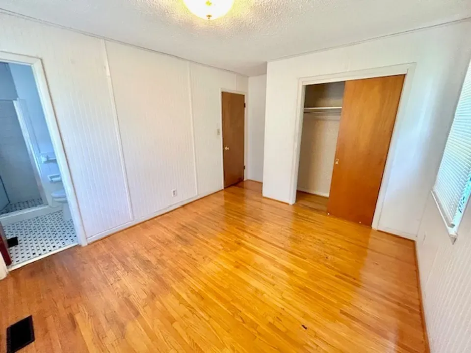 3 Bed 2 Bath Modern Contemporary Residence in Huntsville, AL - 3