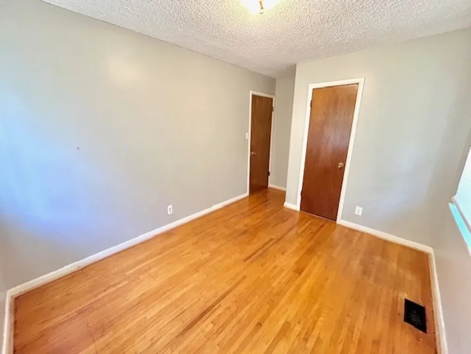 3 Bed 2 Bath Modern Contemporary Residence in Huntsville, AL - 5