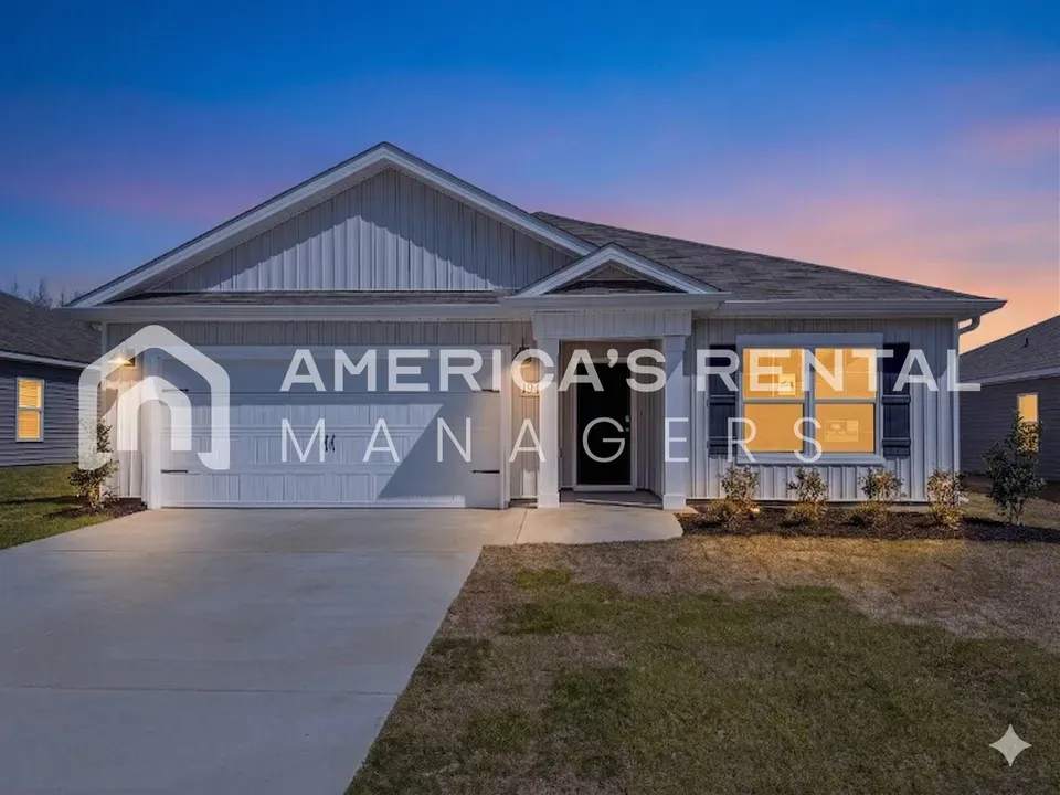 3 Bed 2 Bath Modern Contemporary Residence in Huntsville, AL - 2