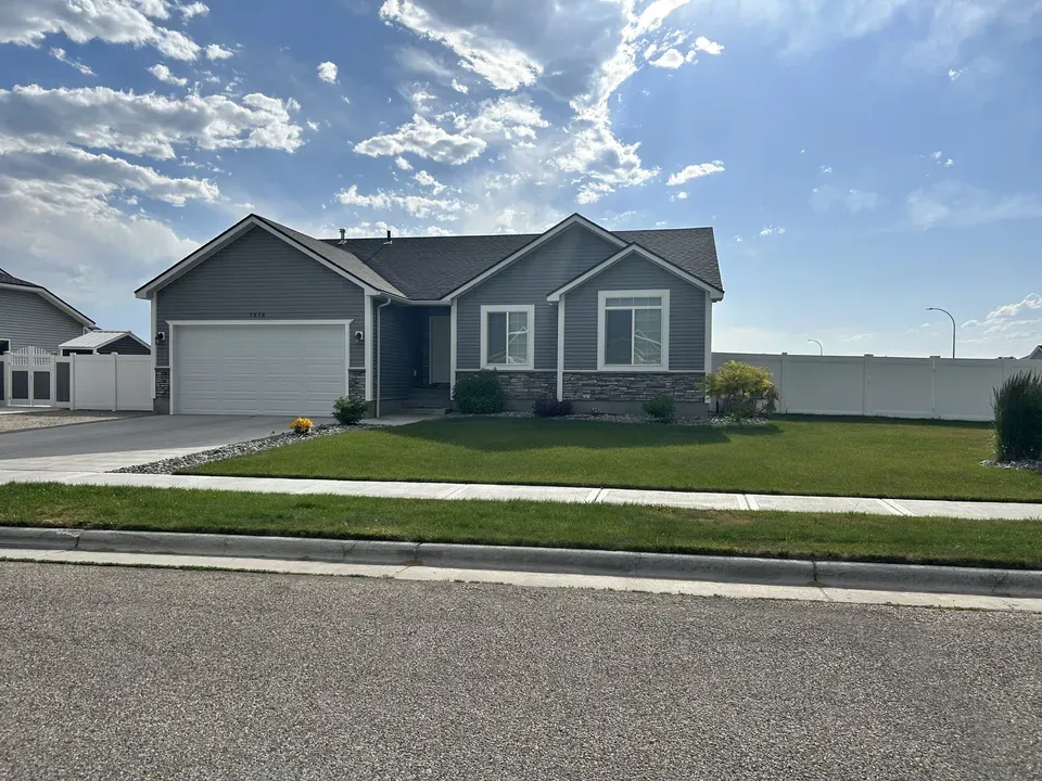3 Bed 2 Bath Modern Contemporary Residence in Idaho Falls, ID - 1