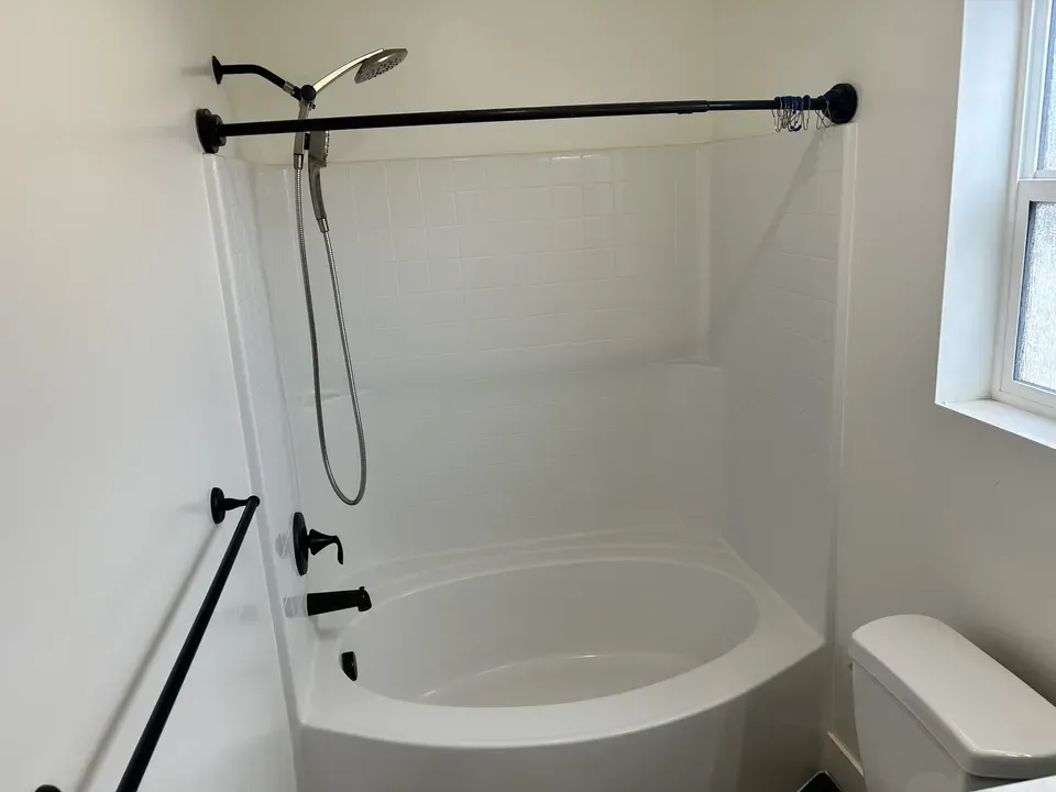 3 Bed 2 Bath Modern Contemporary Residence in Idaho Falls, ID - 4