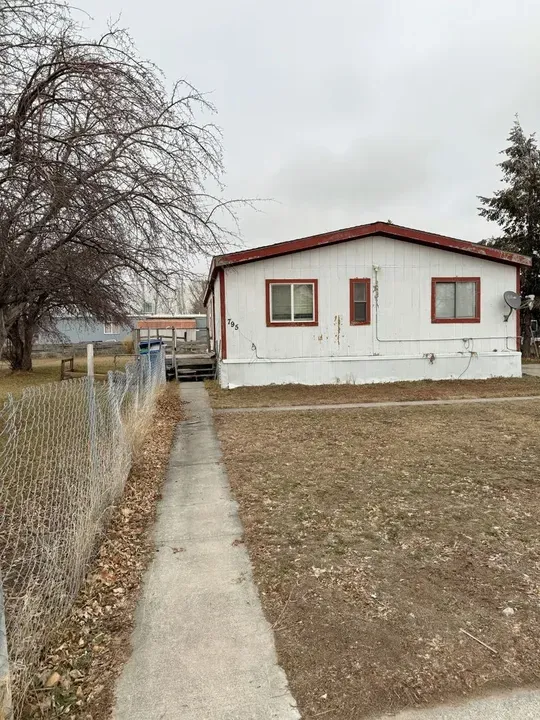 3 Bed 2 Bath Modern Contemporary Residence in Idaho Falls, ID - 1
