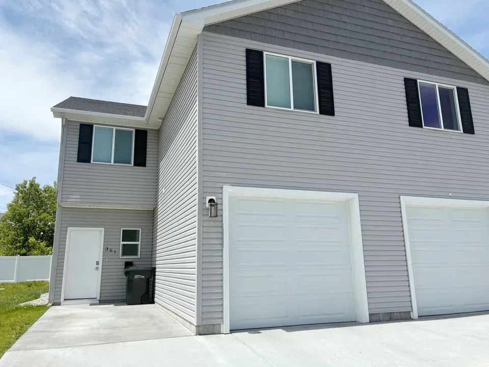 3 Bed 2 Bath Modern Contemporary Residence in Idaho Falls, ID