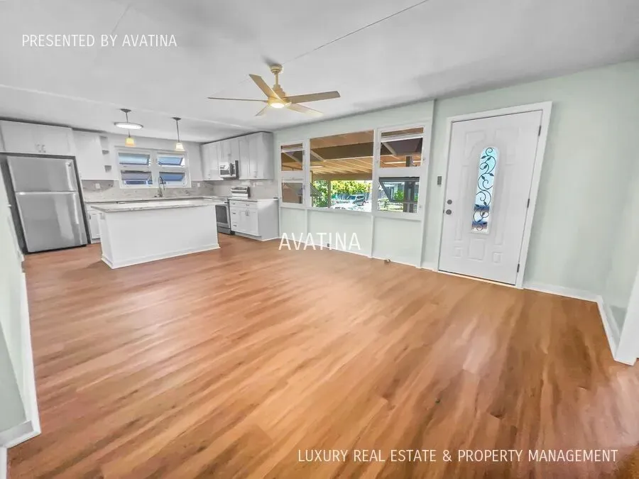 3 Bed 2 Bath Modern Contemporary Residence in Kailua, HI