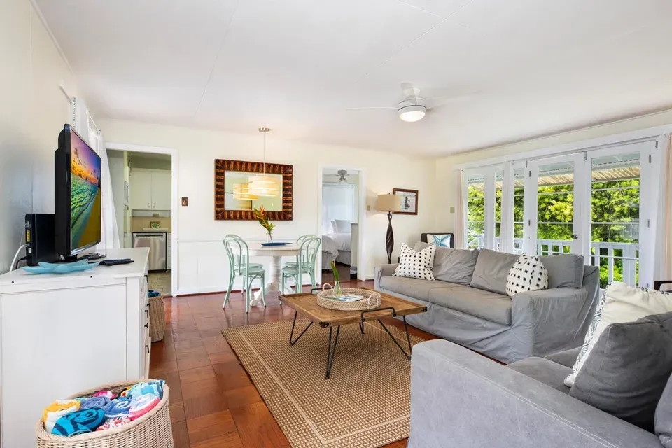 3 Bed 2 Bath Modern Contemporary Residence in Kailua, HI - 3