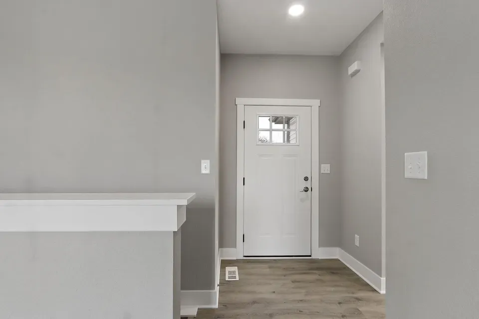 3 Bed 2 Bath Modern Contemporary Residence in Kenosha, WI - 2