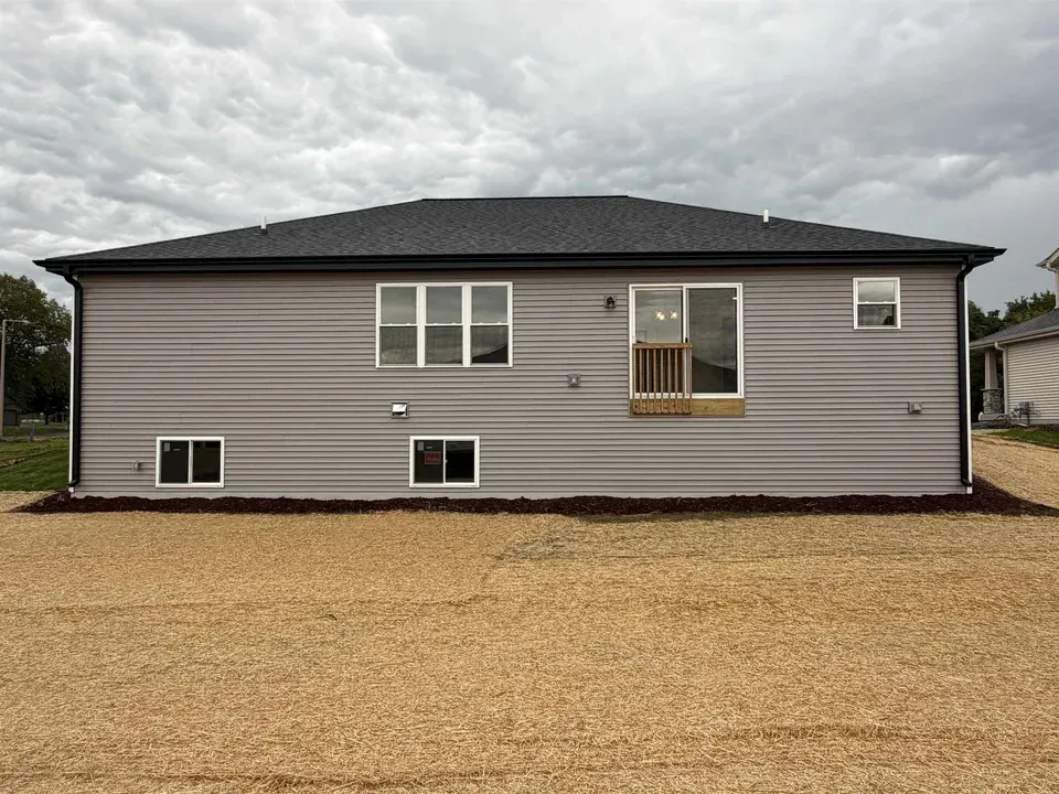3 Bed 2 Bath Modern Contemporary Residence in Madison, WI - 5