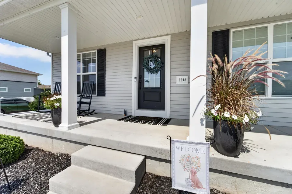 3 Bed 2 Bath Modern Contemporary Residence in Madison, WI - 2