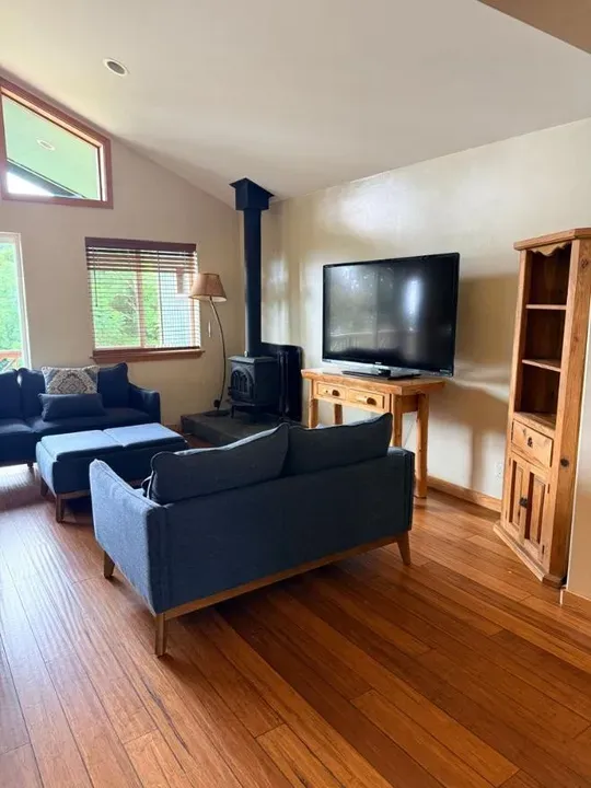 3 Bed 2 Bath Modern Contemporary Residence in Maui, HI - 5