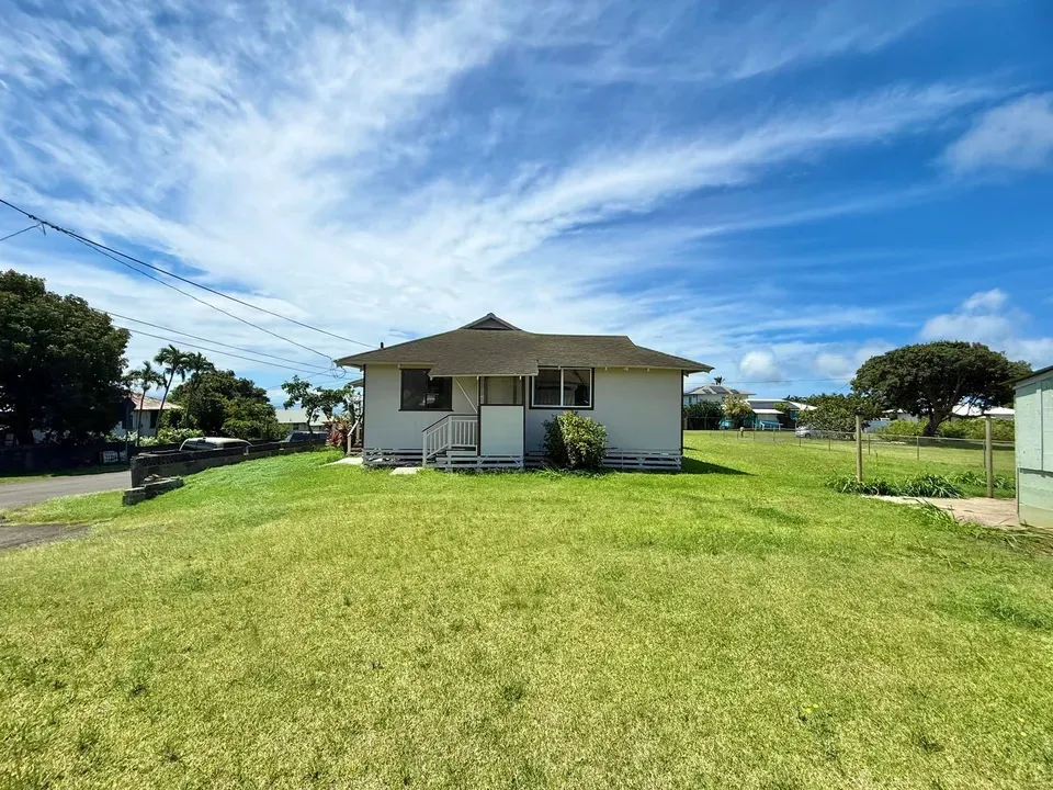 3 Bed 2 Bath Modern Contemporary Residence in Maui, HI - 2