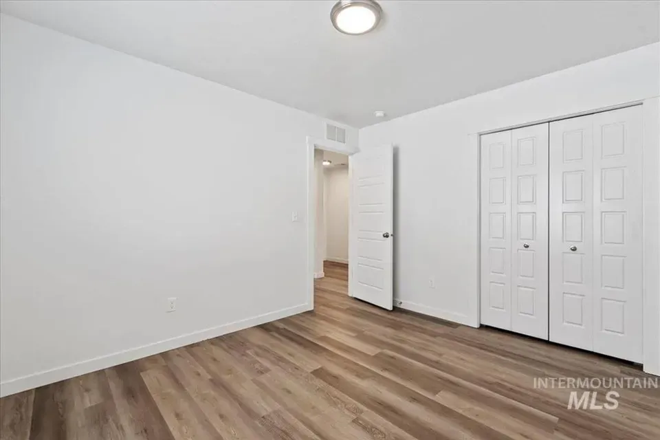 3 Bed 2 Bath Modern Contemporary Residence in Meridian, ID - 4