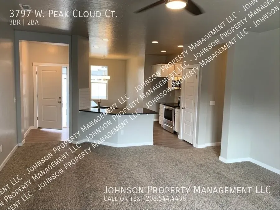 3 Bed 2 Bath Modern Contemporary Residence in Meridian, ID - 5