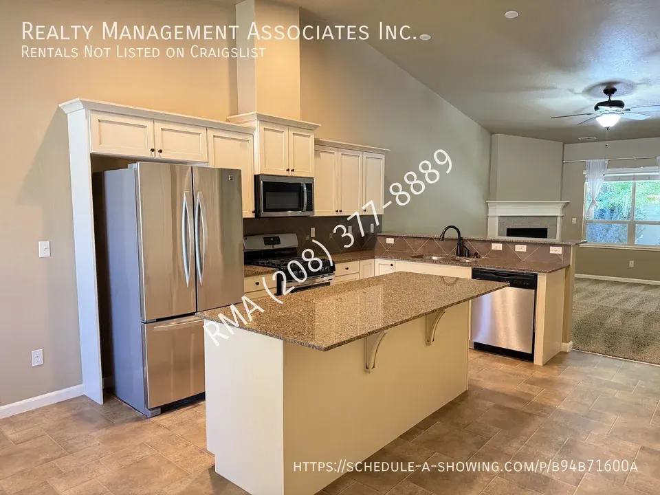 3 Bed 2 Bath Modern Contemporary Residence in Meridian, ID - 3