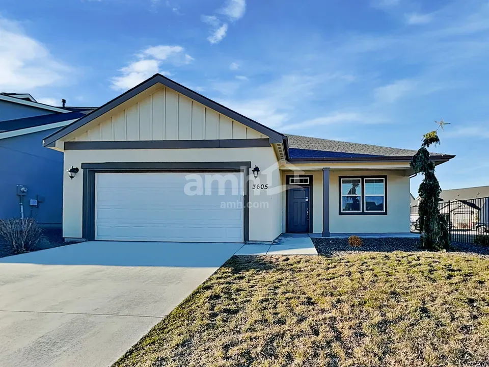 3 Bed 2 Bath Modern Contemporary Residence in Meridian, ID - 1