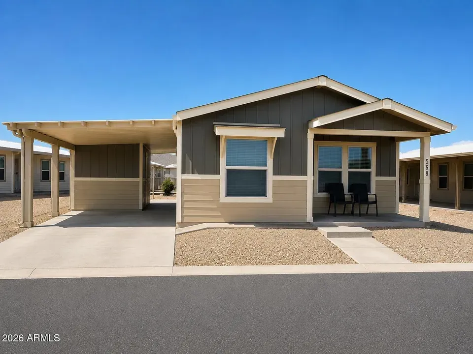 3 Bed 2 Bath Modern Contemporary Residence in Mesa, AZ