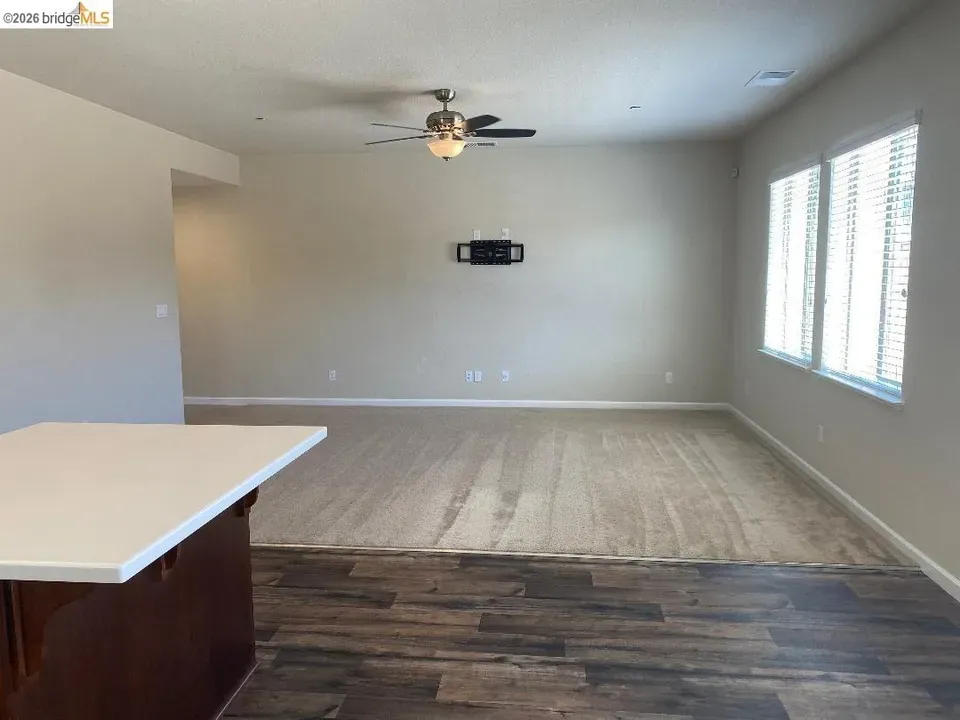 3 Bed 2 Bath Modern Contemporary Residence in Modesto, CA - 4