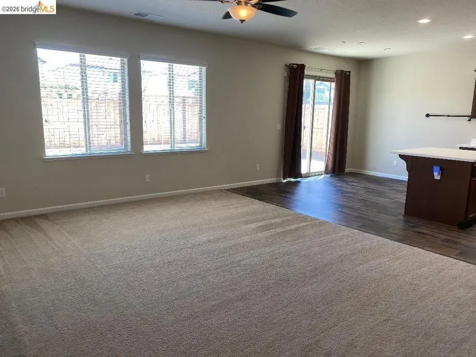 3 Bed 2 Bath Modern Contemporary Residence in Modesto, CA - 5