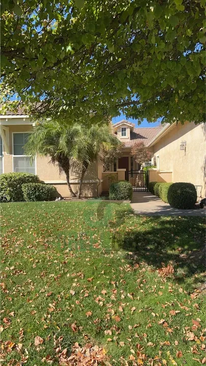 3 Bed 2 Bath Modern Contemporary Residence in Modesto, CA - 3