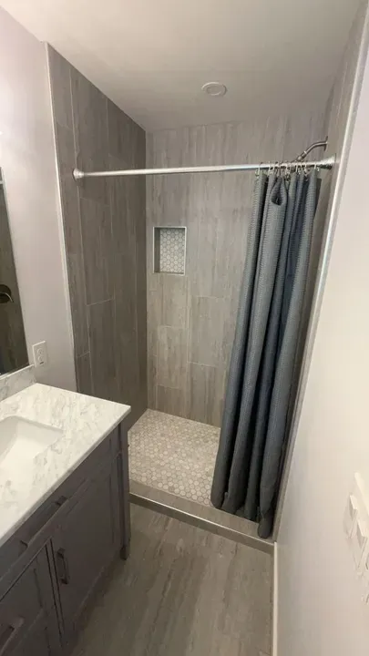 3 Bed 2 Bath Modern Contemporary Residence in Modesto, CA